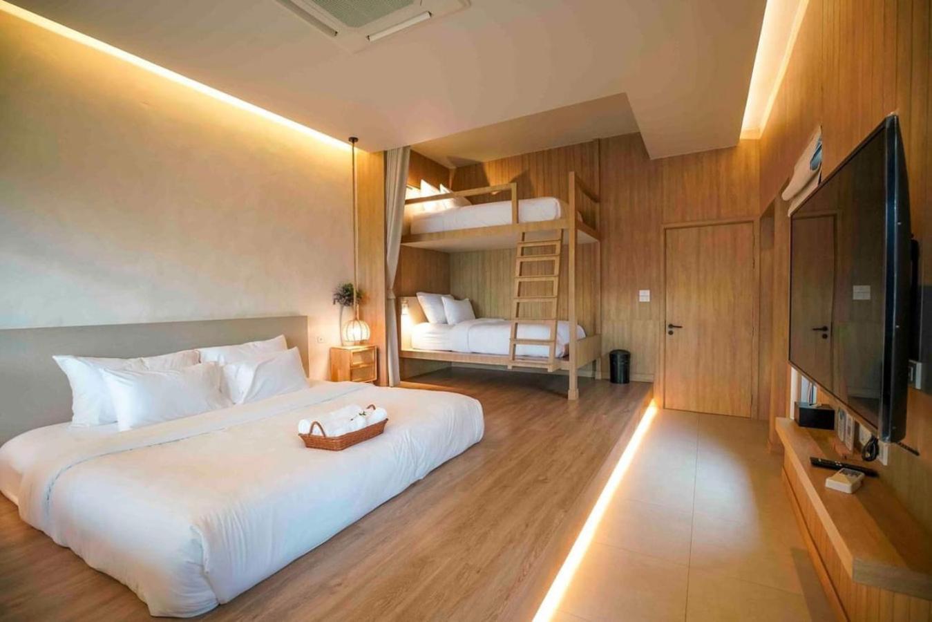 Le La Lake Resort And Spa Kaeng Kachan Rum bild