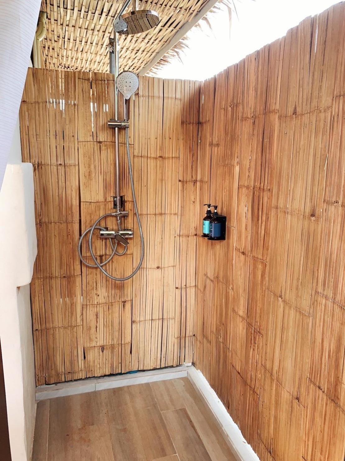 Le La Lake Resort And Spa Kaeng Kachan Rum bild